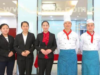 企業(yè)餐廳承包商價(jià)格解析 以眾品眾知餐飲管理為例