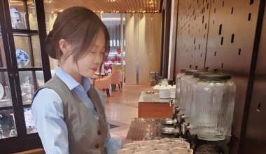 中瑞酒店管理學(xué)院 餐飲管理服務(wù)教育的卓越典范