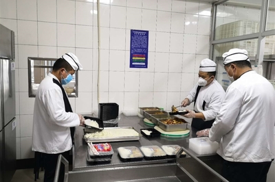 隔離不隔愛——后勤管理處全力保障教職工青年公寓居住與餐飲服務(wù)